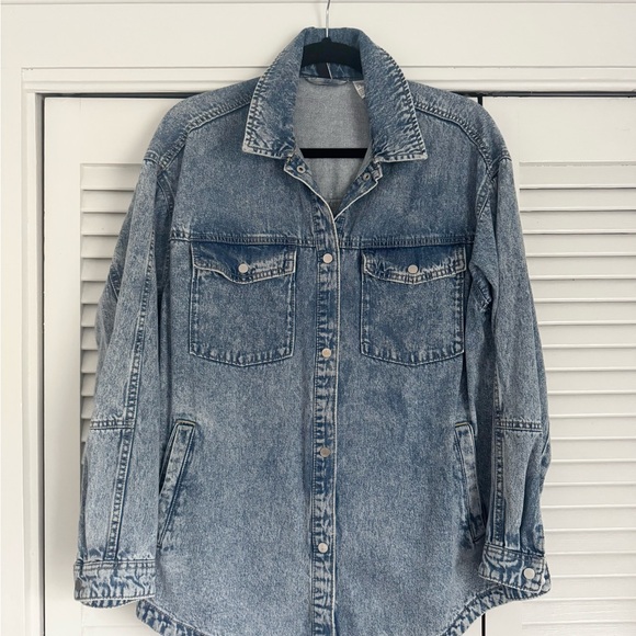 H&M Light Blue Jean Jacket - Picture 1 of 4